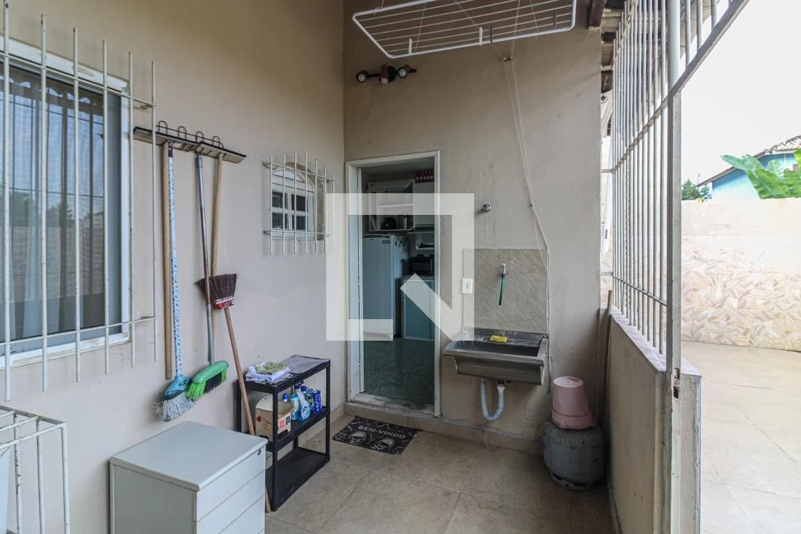 Furnished house with 2 bedrooms and 2 parking spaces — photo 35