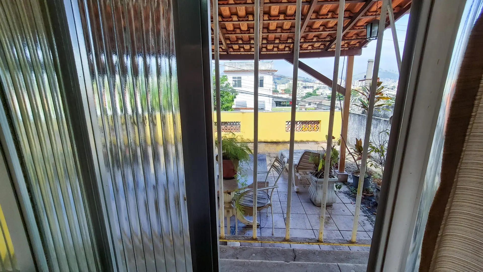 Furnished house with 4 bedrooms, 3 baths and yard — photo 106