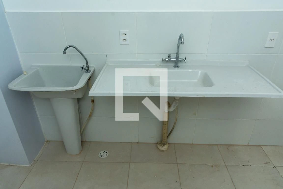 2-bedroom apartment in a building with a gym — photo 53