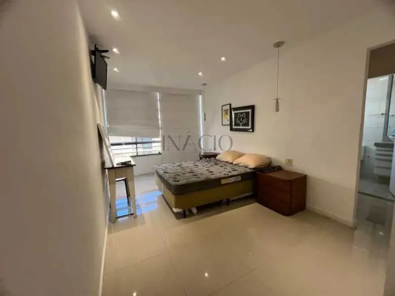 Furnished apartment with 3 bedrooms and 5 bathrooms — photo 14