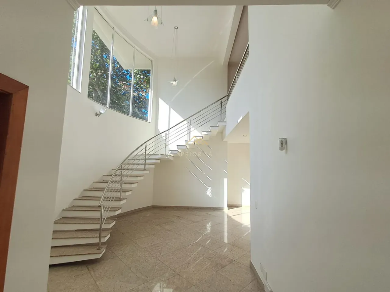 Casa em condomínio fechado com 6 quartos e 13 banheiros — photo 14