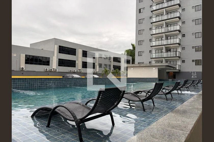 Квартира 40 м² з 1 спальнею та балконом — photo 19