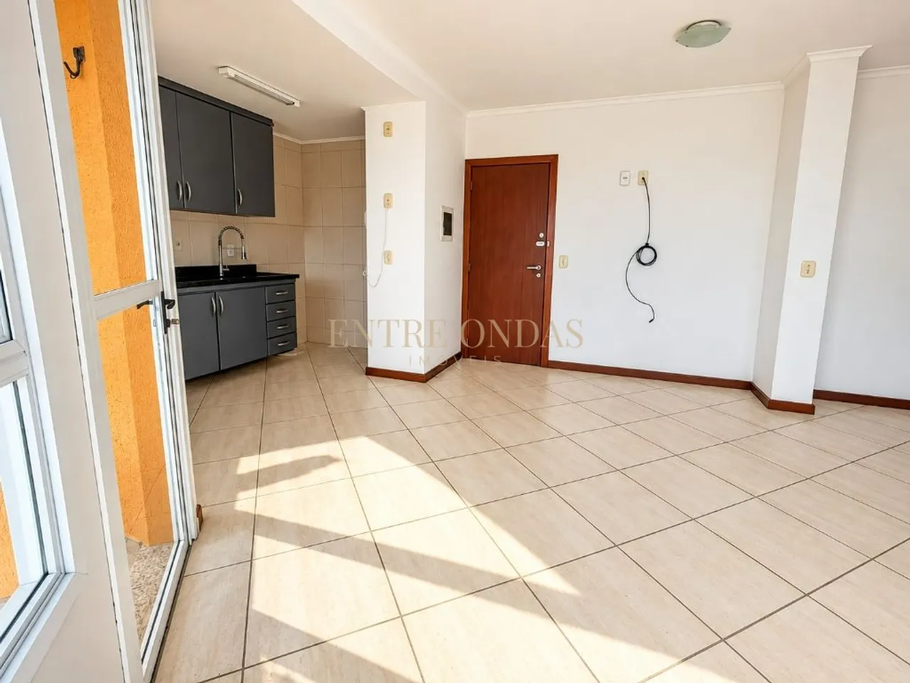 One-bedroom, 46 m² apartment in Florianópolis — photo 12