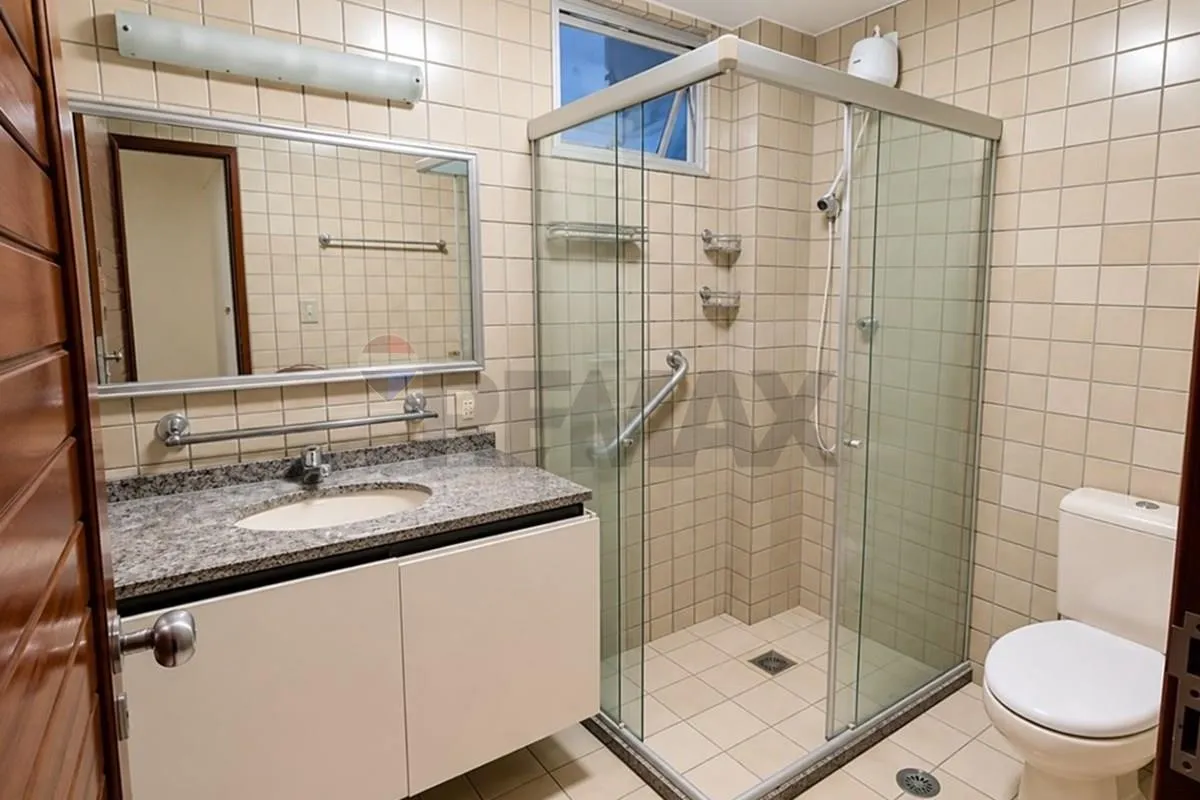 3-bedroom rental apartment with 137 m² and parking — photo 10