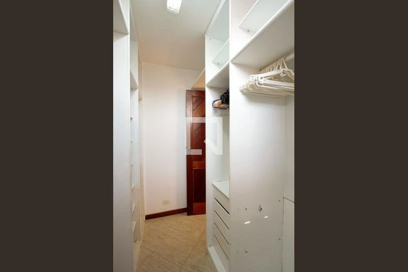 Furnished house with 7 bedrooms and 5 en-suites, 600 m² — photo 28