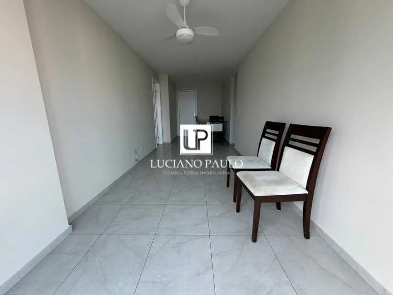Unfurnished apartment with a balcony and 2 bedrooms — photo 9