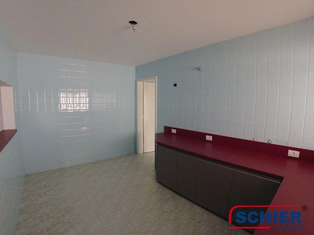 Casa térrea com 5 quartos e 10 vagas no total — photo 48