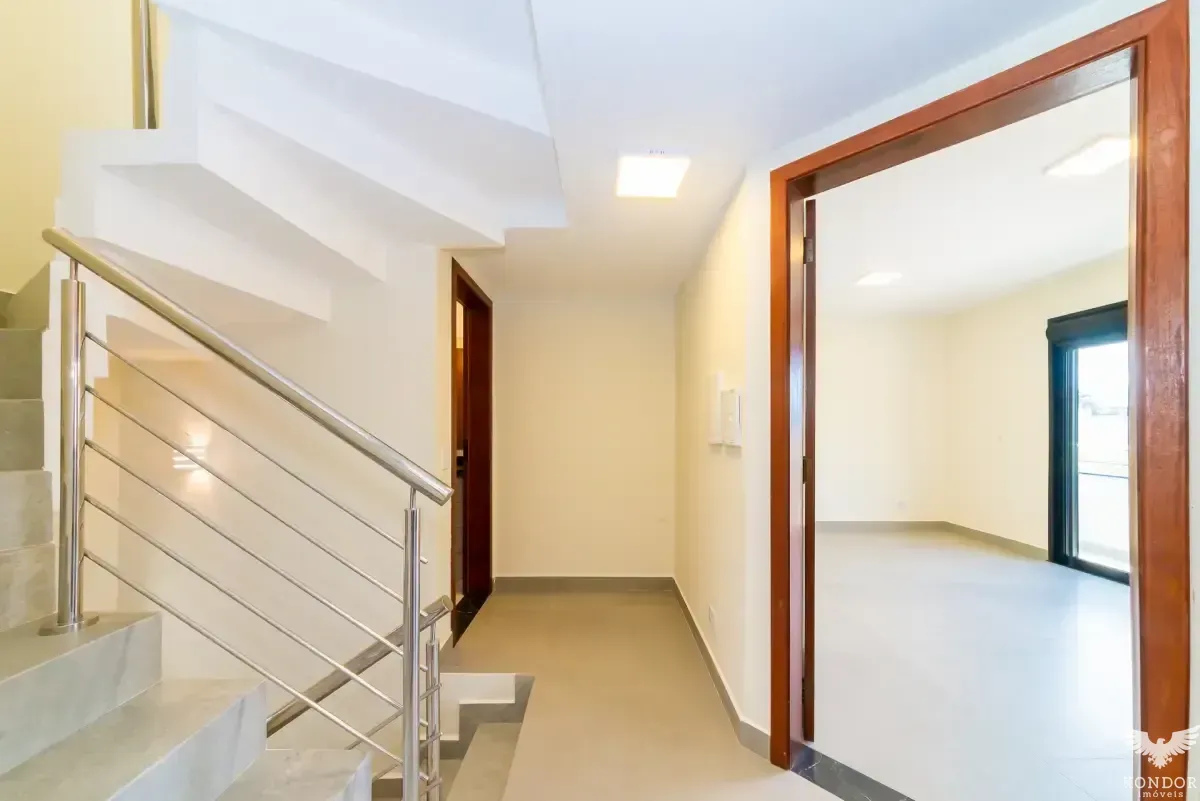 Two-story house with 230 m², 3 bedrooms and 4 baths — photo 65