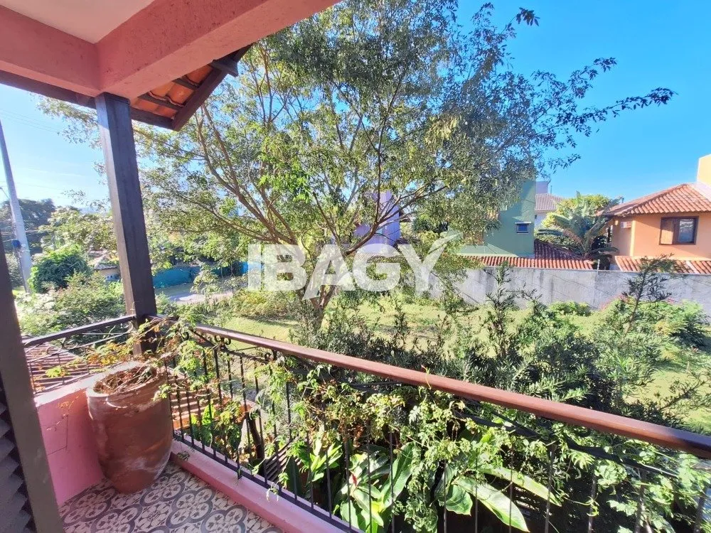 Furnished 4 en-suite bedroom house with balcony grill — photo 19