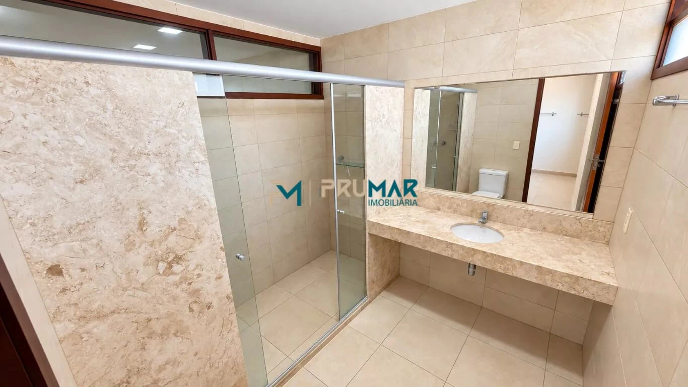 4 quartos e vista para a água: casa de 370 m² — photo 15