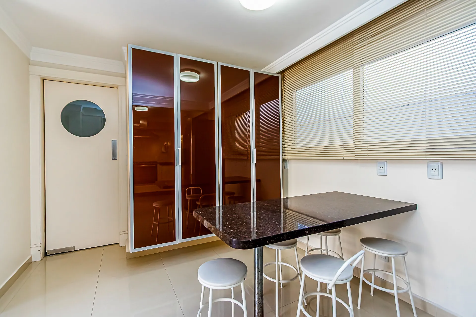 Furnished house with a separate kitchen and 4 bedrooms — photo 18