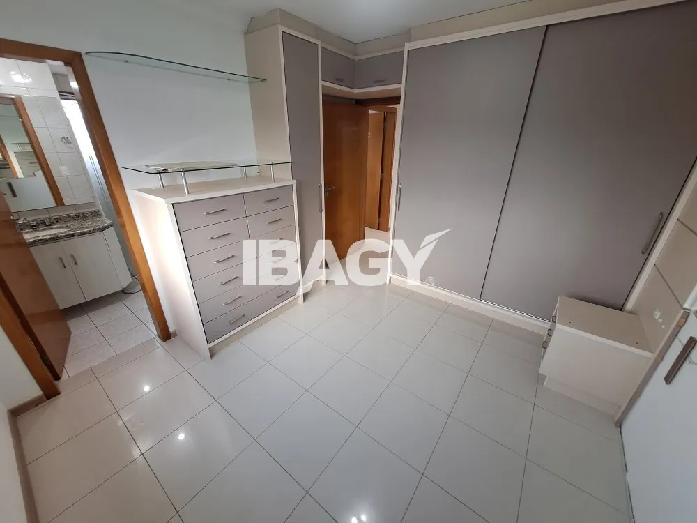 3-bedroom apartment with 3 bathrooms and 129 m² — photo 4