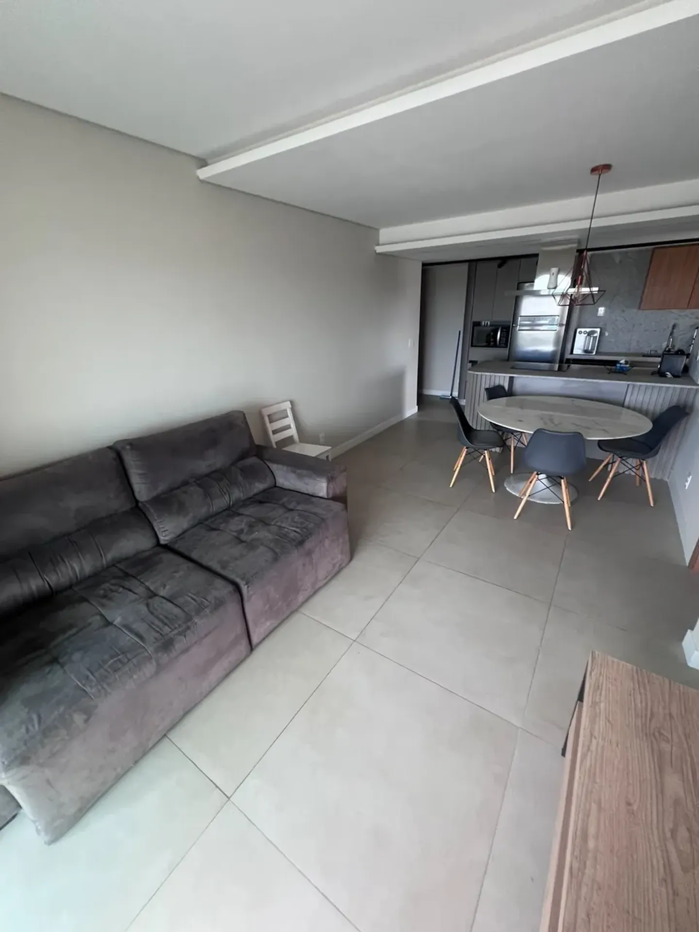 Apartment on the 10th floor with a grill on the balcony — photo 40