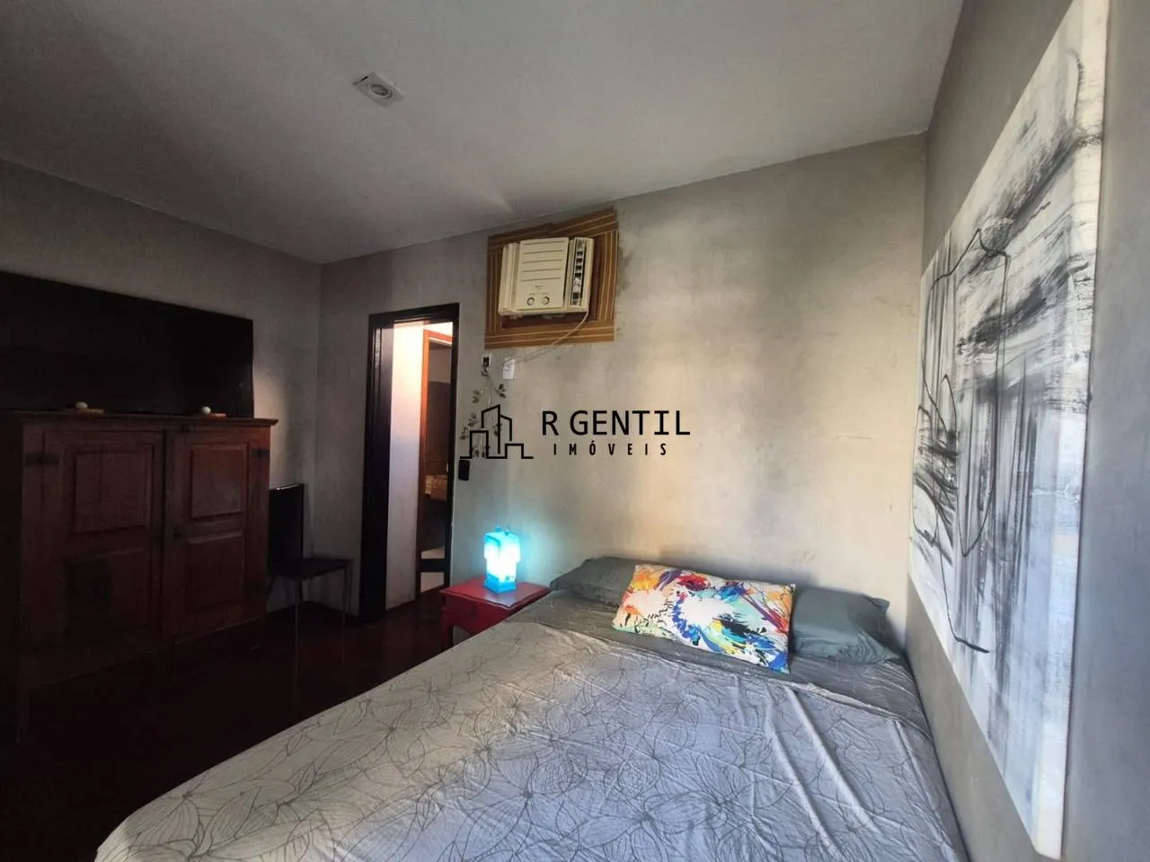 Unfurnished apartment with 3 bedrooms and a balcony — photo 8