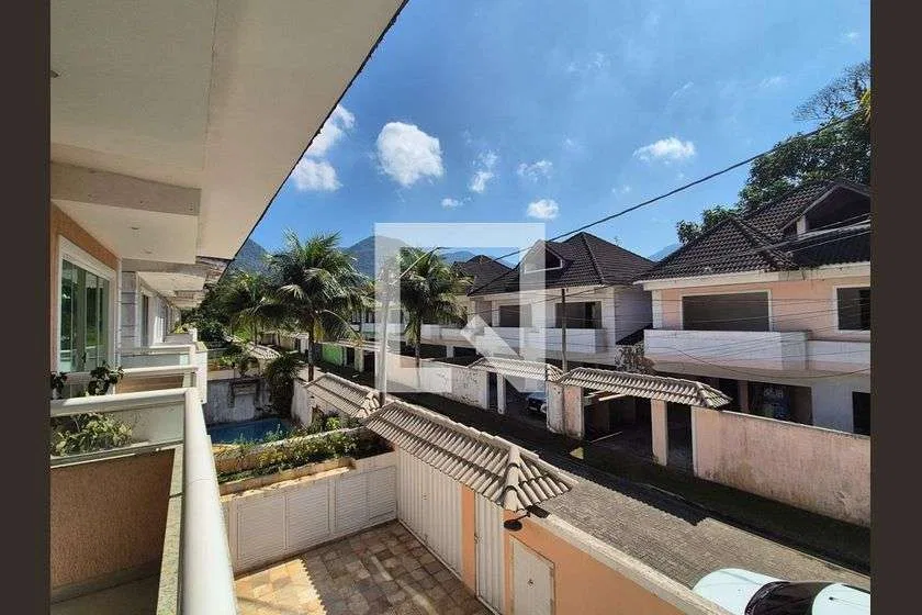 Casa em condomínio com 4 suítes e 220 m² — photo 30