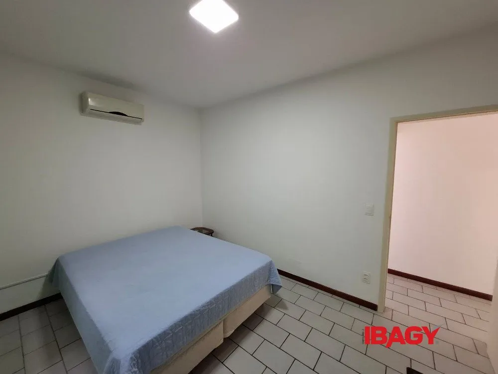 3-bedroom house with 1 bathroom and a gas kitchen — photo 7