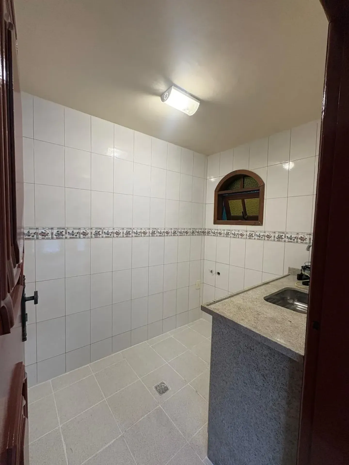 Casa para locação com 4 quartos e 5 banheiros — photo 30