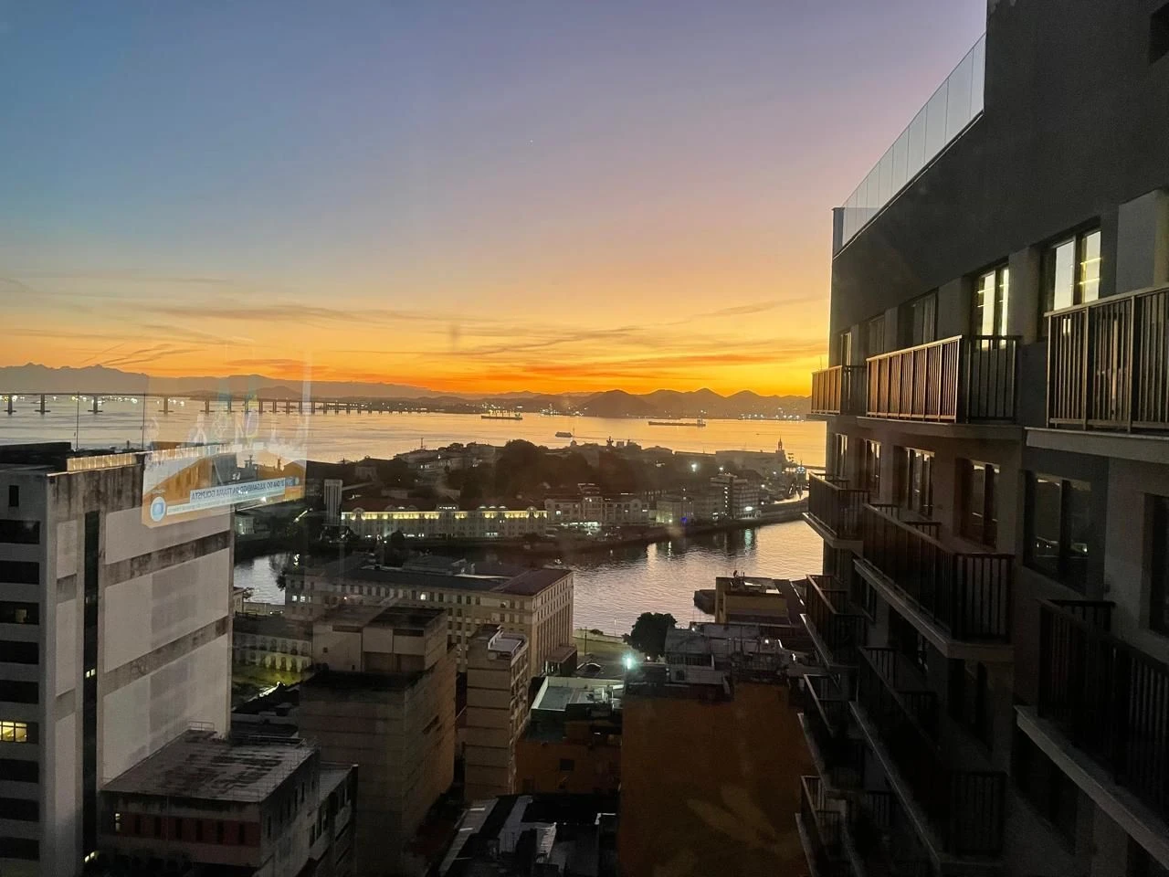 Furnished studio, 32 m², with a water view — photo 20