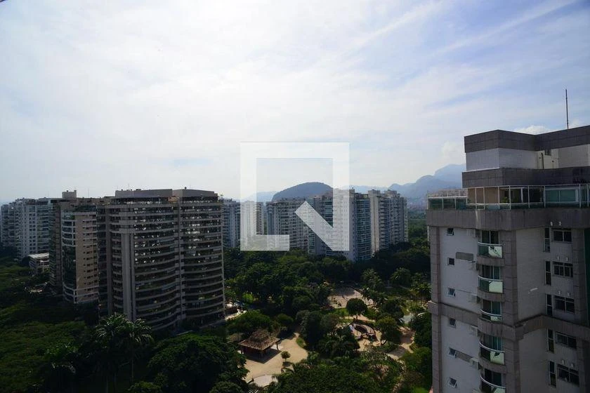 Apartamento de 4 quartos com 250 m² e 3 suítes