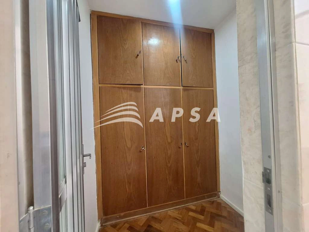 3-bedroom apartment with a separate kitchen — photo 16