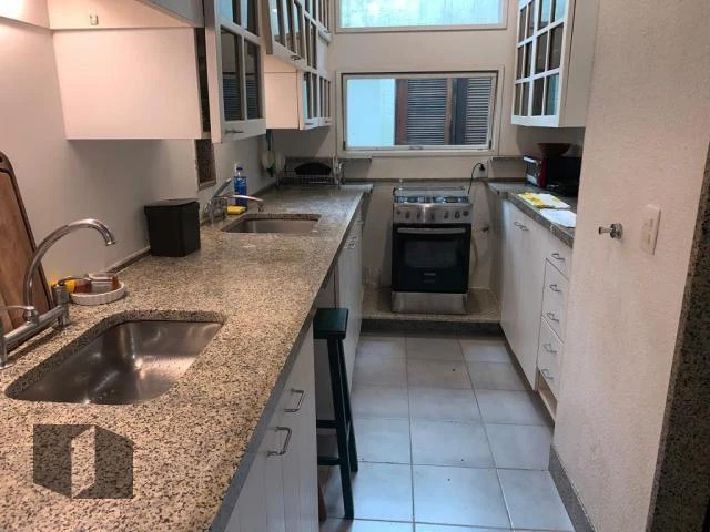 Casa com 4 quartos e varanda, estilo rústico — photo 22