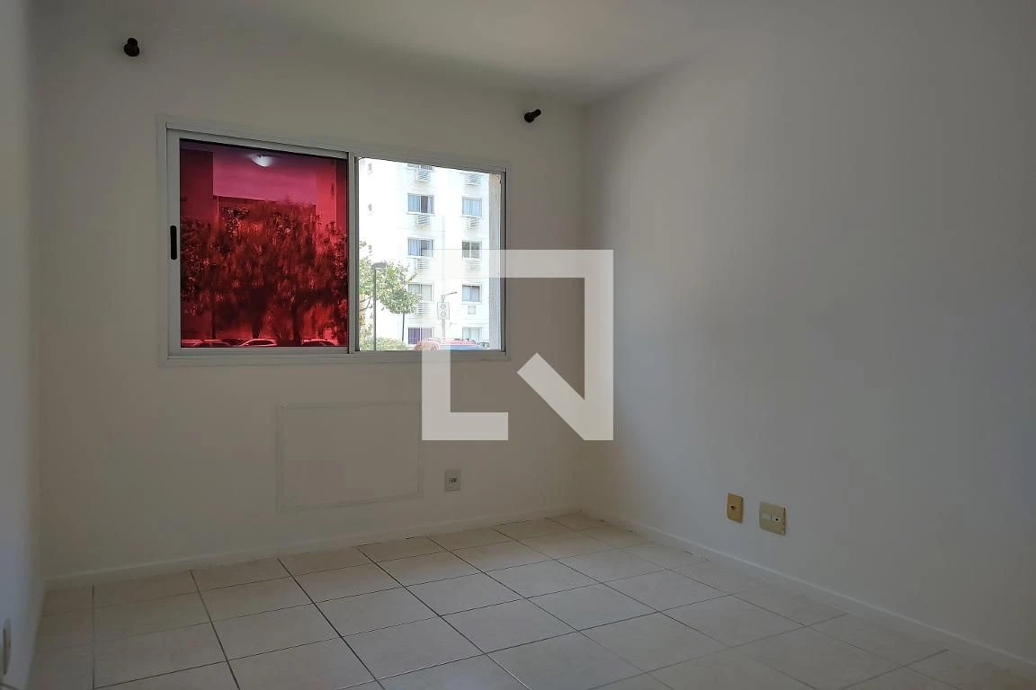 Unfurnished apartment with 3 bedrooms and open kitchen — photo 38