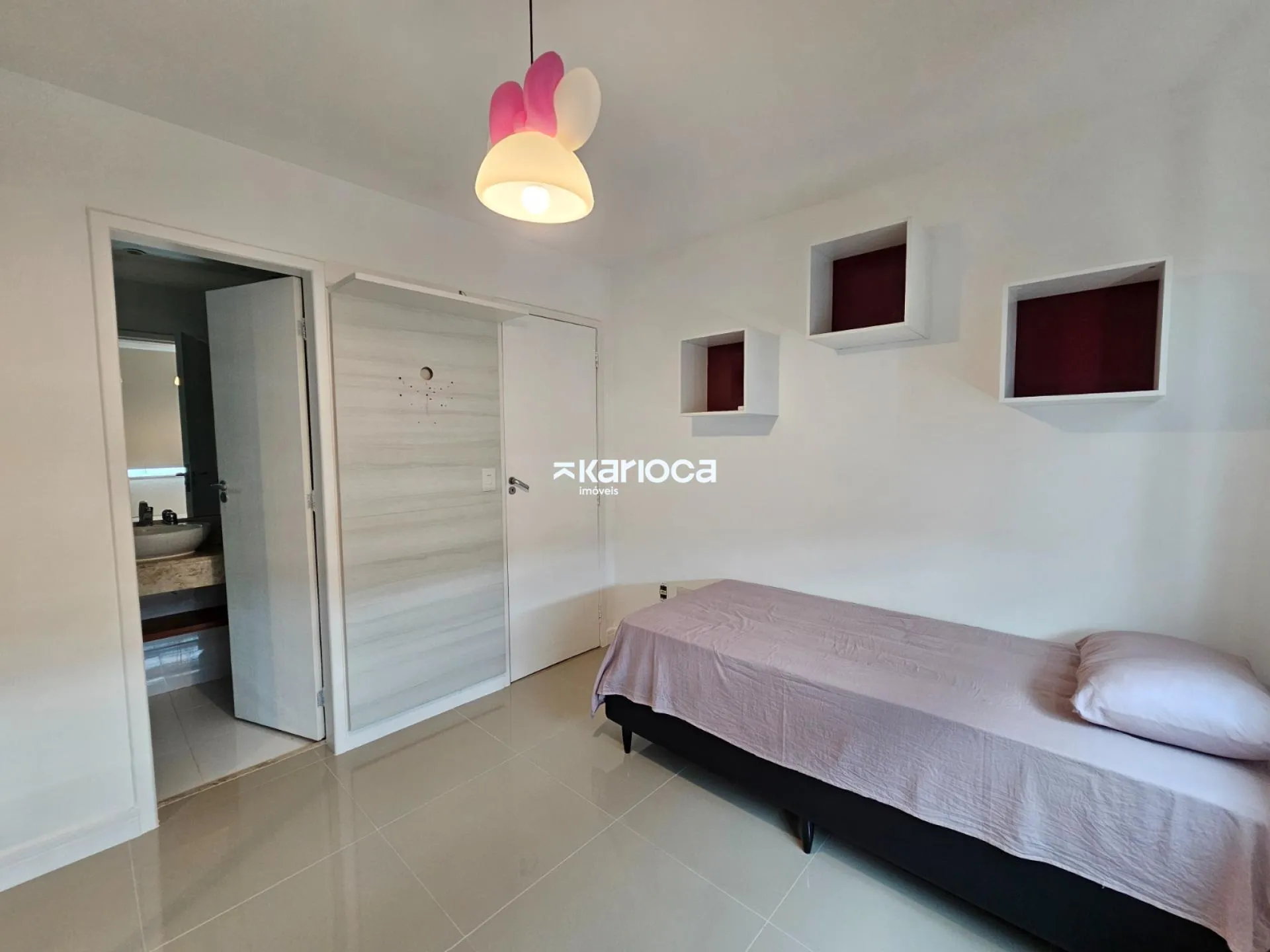 Furnished apartment with closed kitchen and 4 bedrooms — photo 27