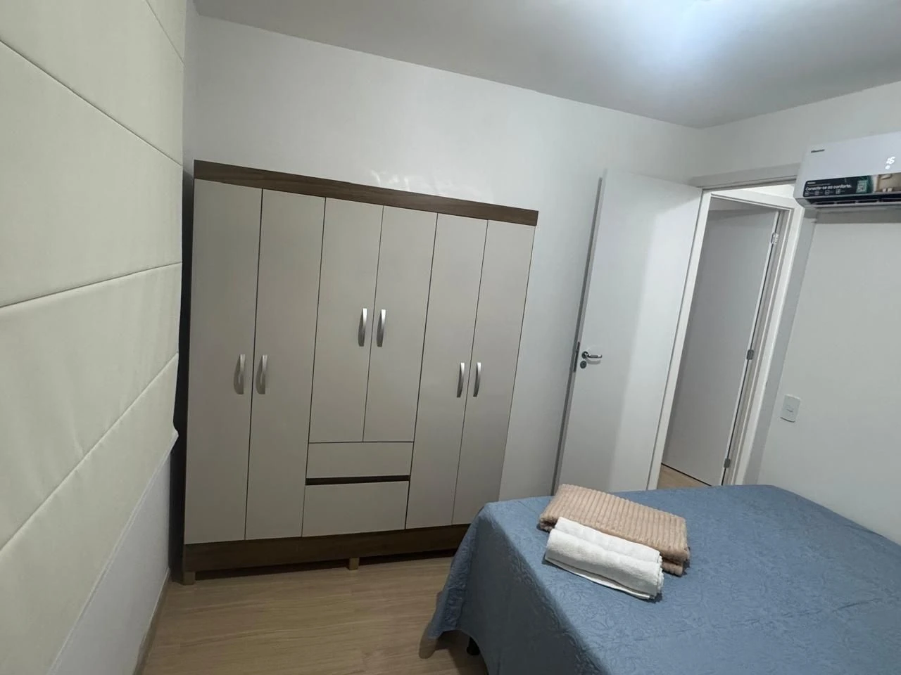 Furnished 2-bedroom apartment with 2 bathrooms — photo 11