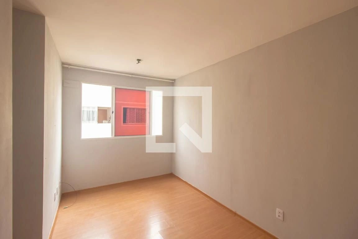 Apartamento de 2 quartos em condomínio com piscina — photo 33