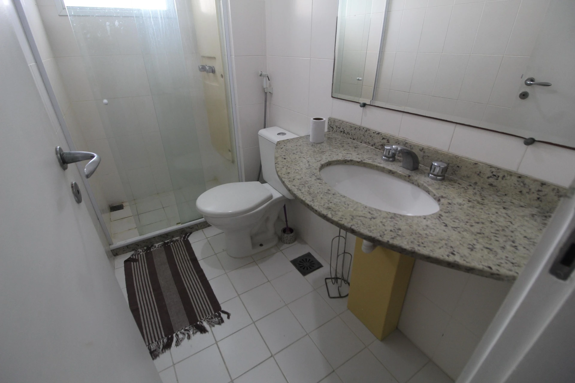 Furnished apartment, 80 m², with a washing machine — photo 46