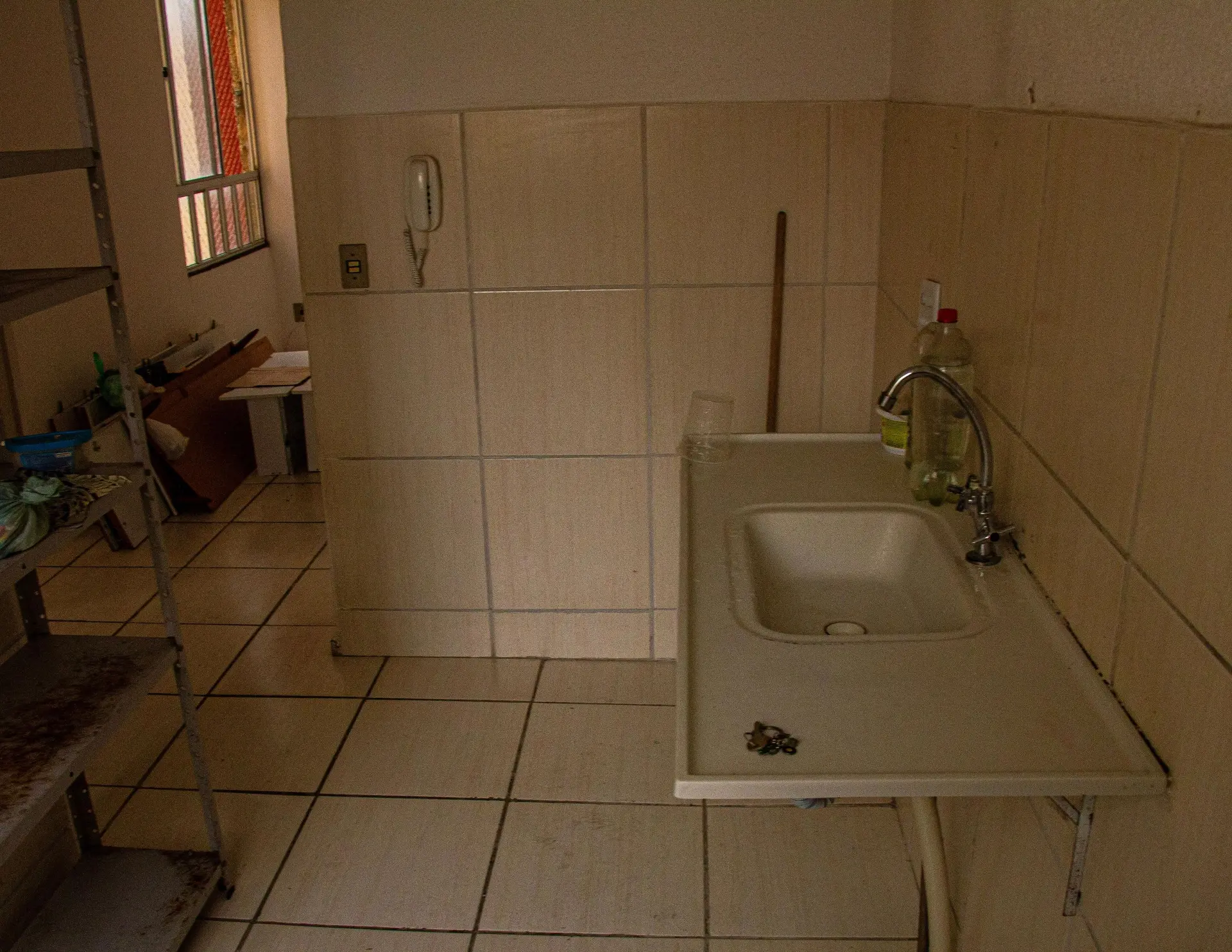 Unfurnished 2-bedroom apartment with pets allowed — photo 12