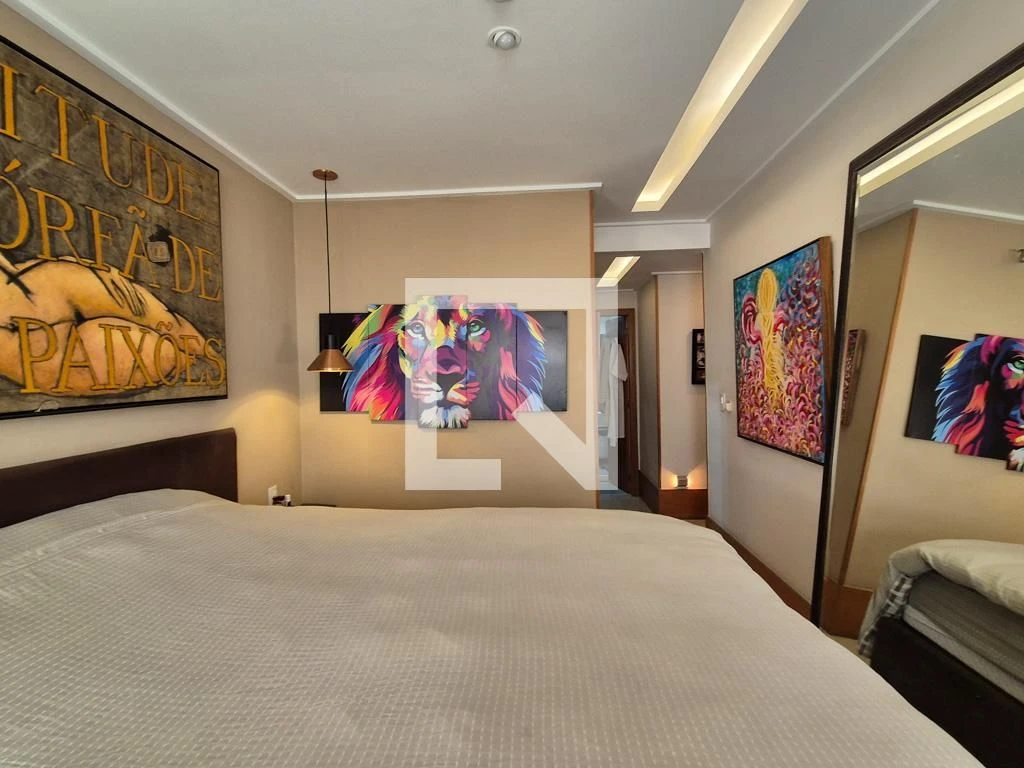 Furnished apartment with 5 en-suite bedrooms and terrace — photo 23