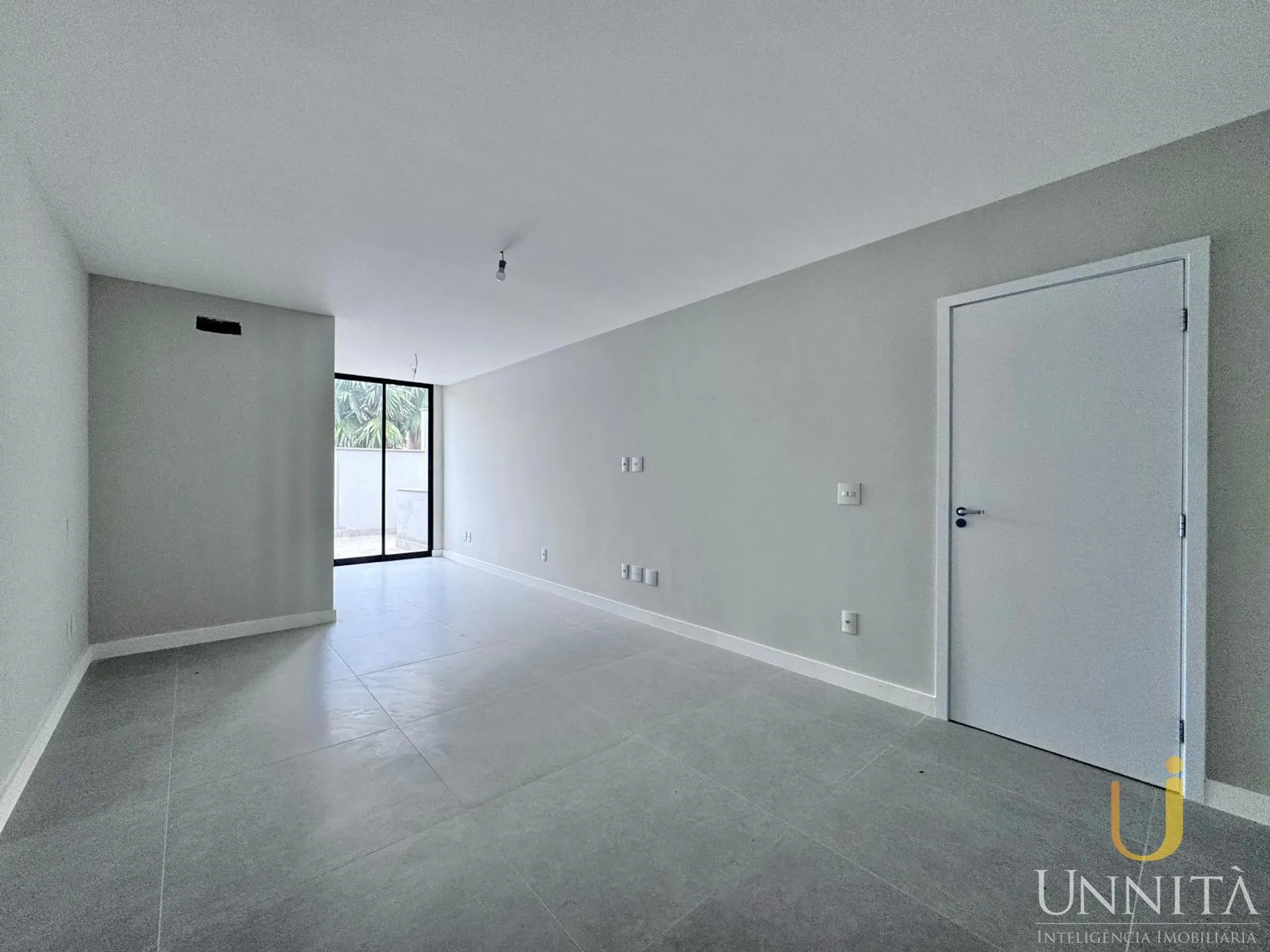 House, 510 m², with a grill on the balcony — photo 28