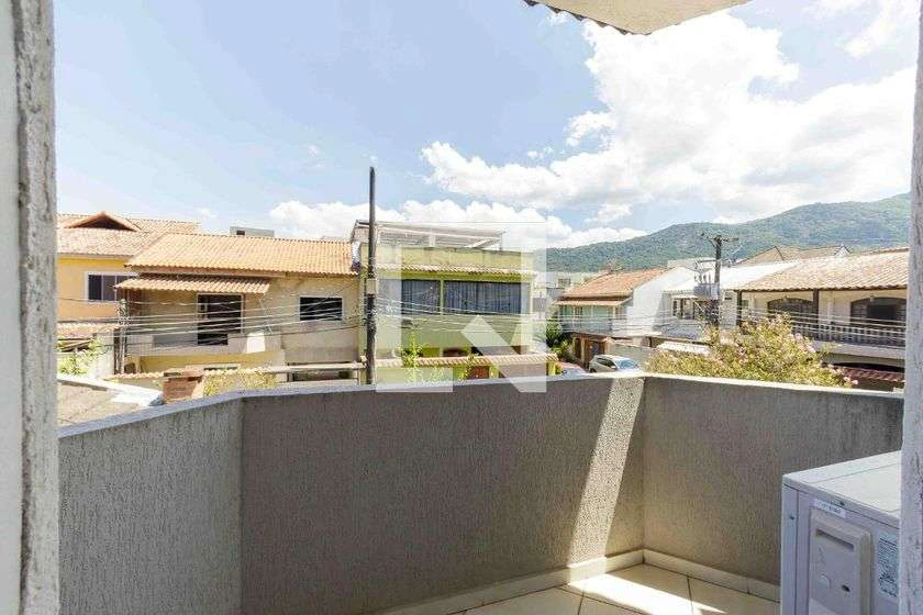 300 m² house with 5 en-suite bedrooms and private garden — photo 6