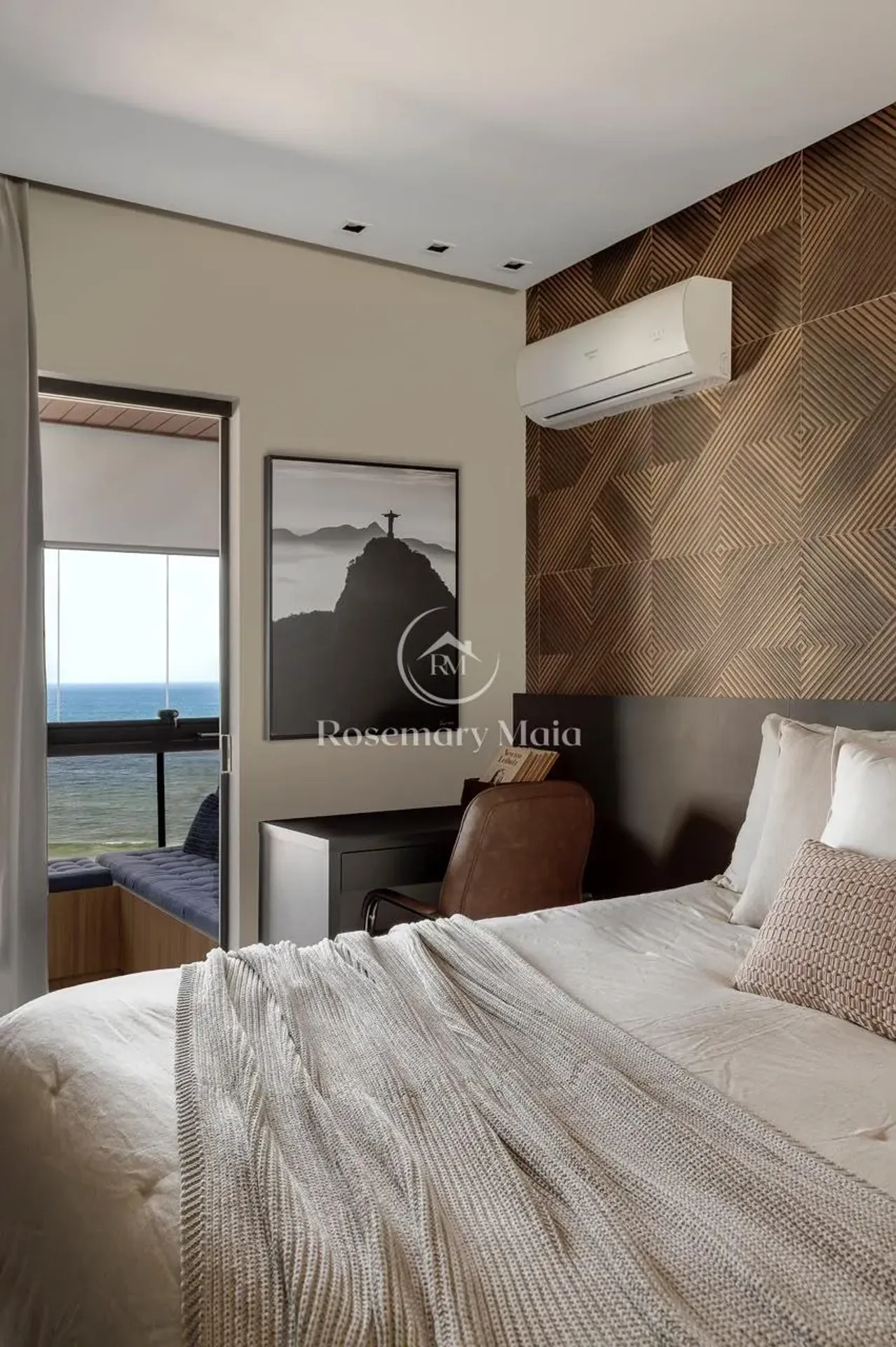 One-bedroom apartment with a water view in Rio de Janeiro — photo 3