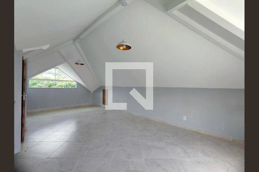 Rental apartment with 4 en-suite bedrooms and 350 m² — photo 3