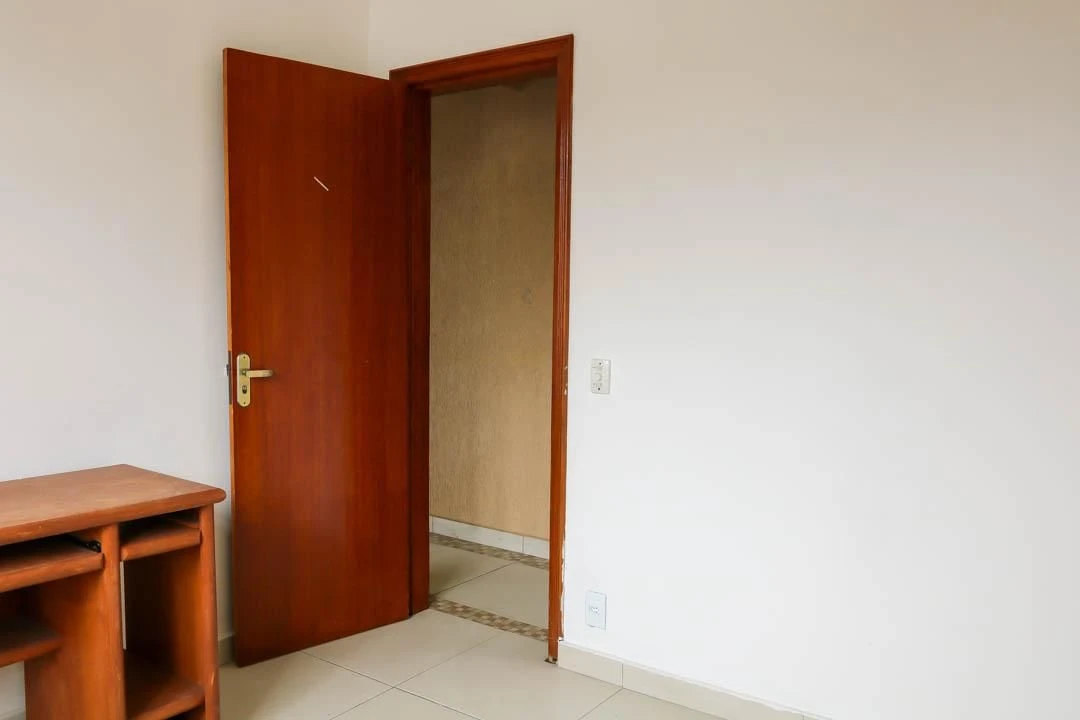 Apartment, 80 m², with a glass-enclosed balcony — photo 31