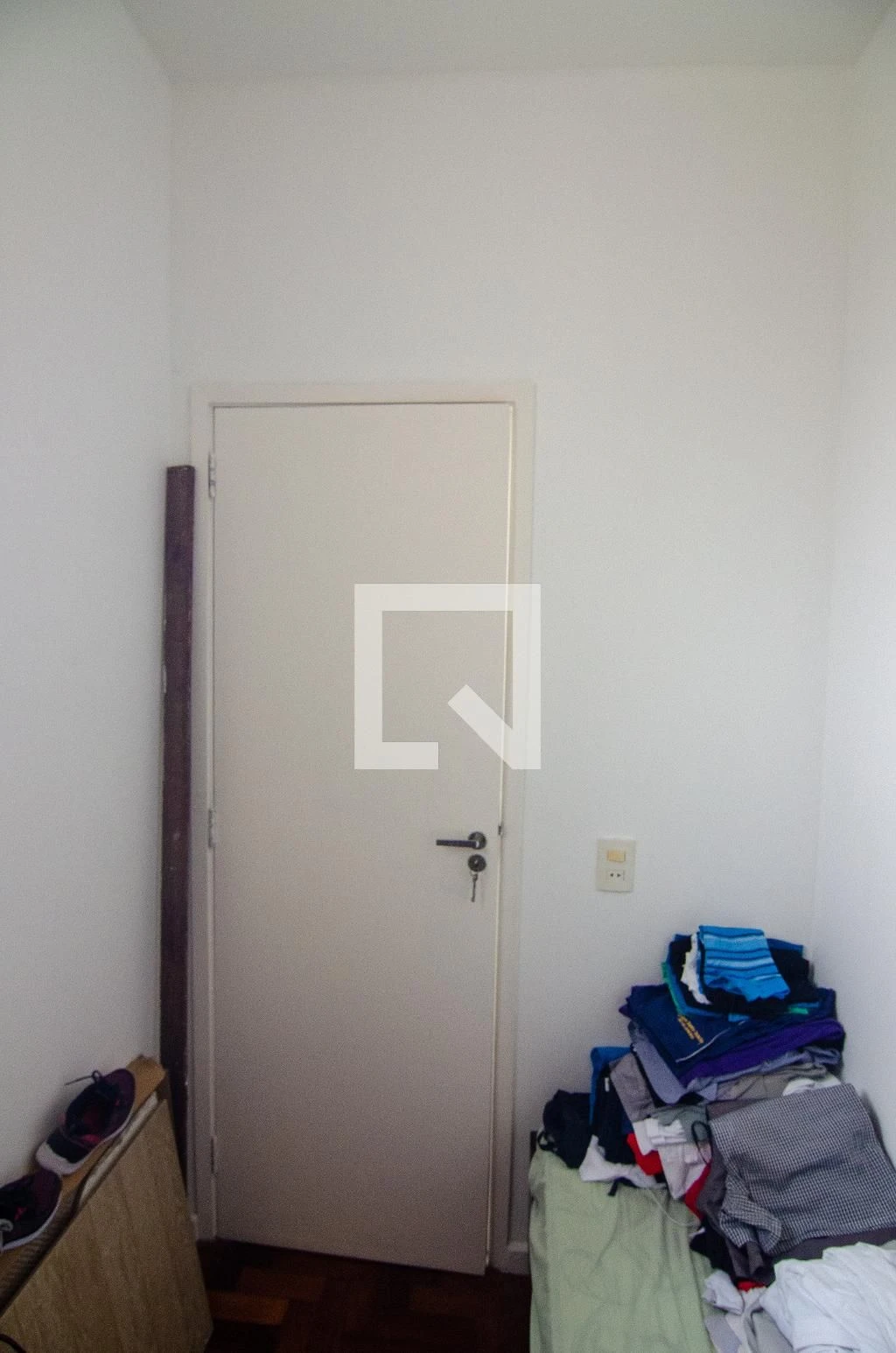 Furnished apartment, 166 m², with floor-to-ceiling windows — photo 50