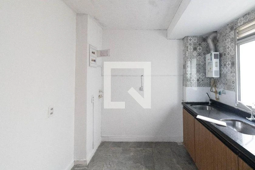 2-bedroom apartment in a building with a pool — photo 7