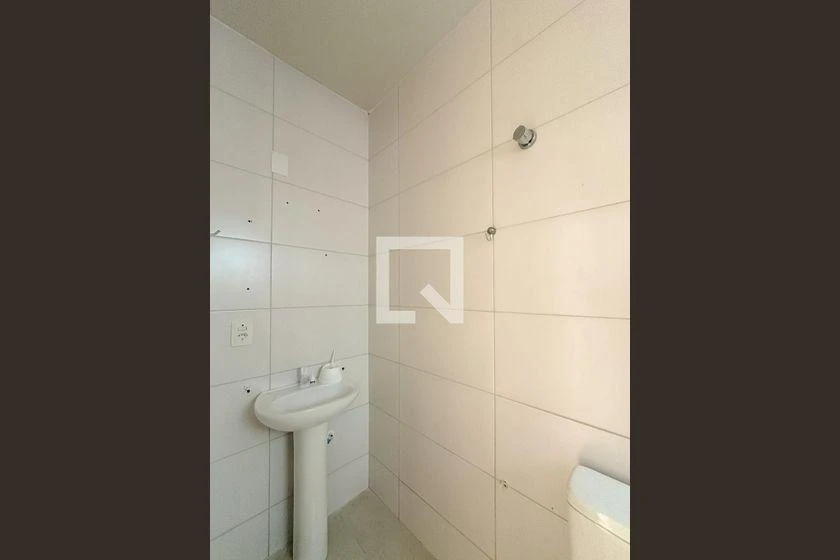 One-bedroom, 30 m² apartment in Florianópolis — photo 9