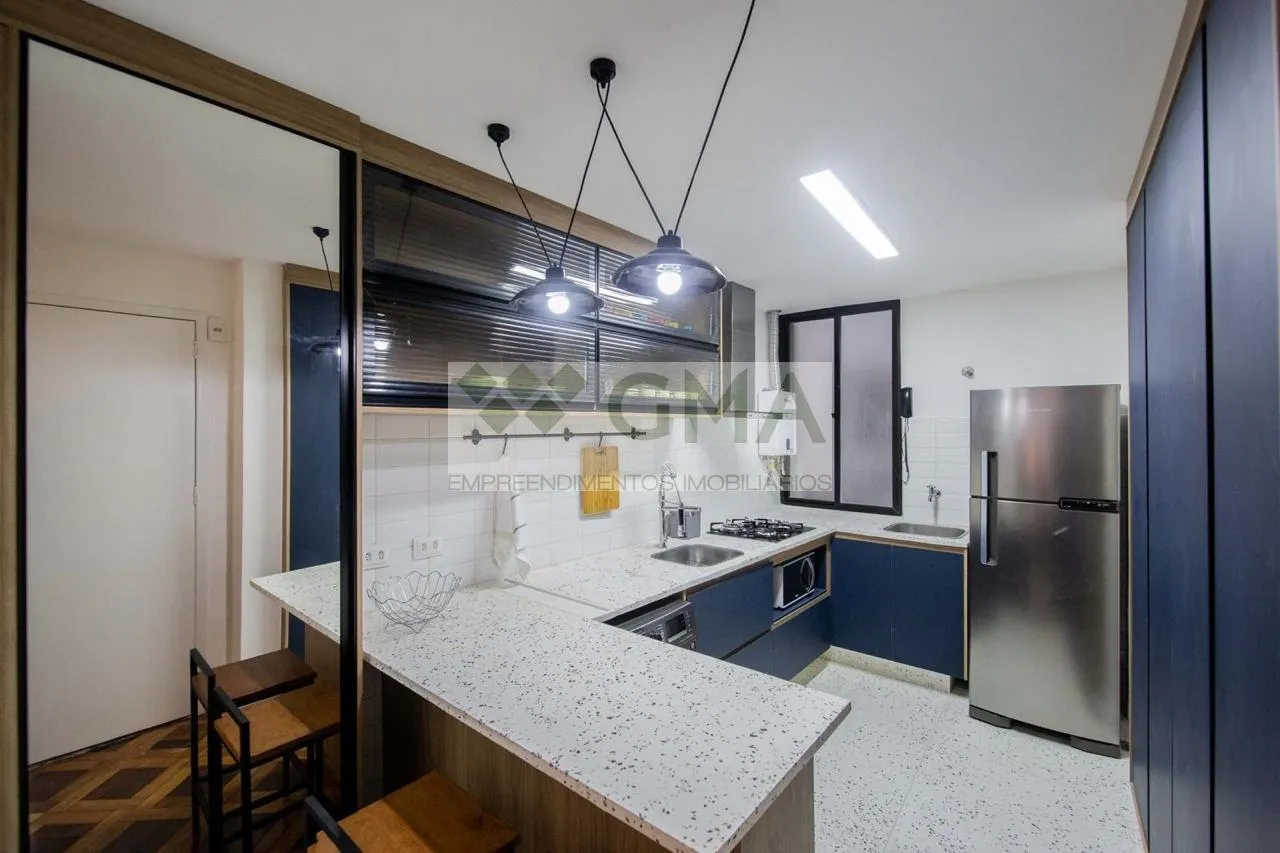 Furnished apartment with open-plan kitchen and 2 bedrooms — photo 3