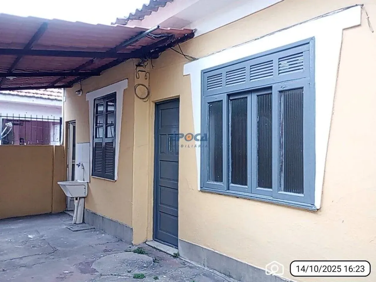 House with 1 bedroom, 1 bathroom and service area — photo 3