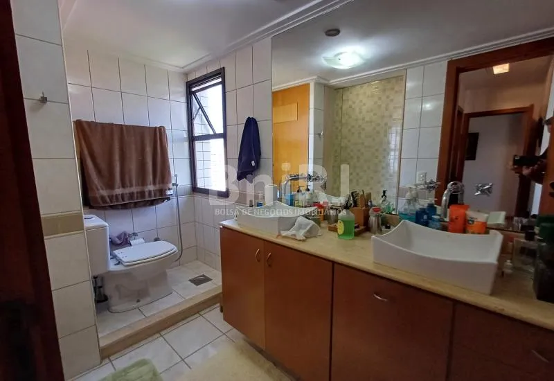 Furnished 179 m² apartment with 3 bedrooms — photo 39