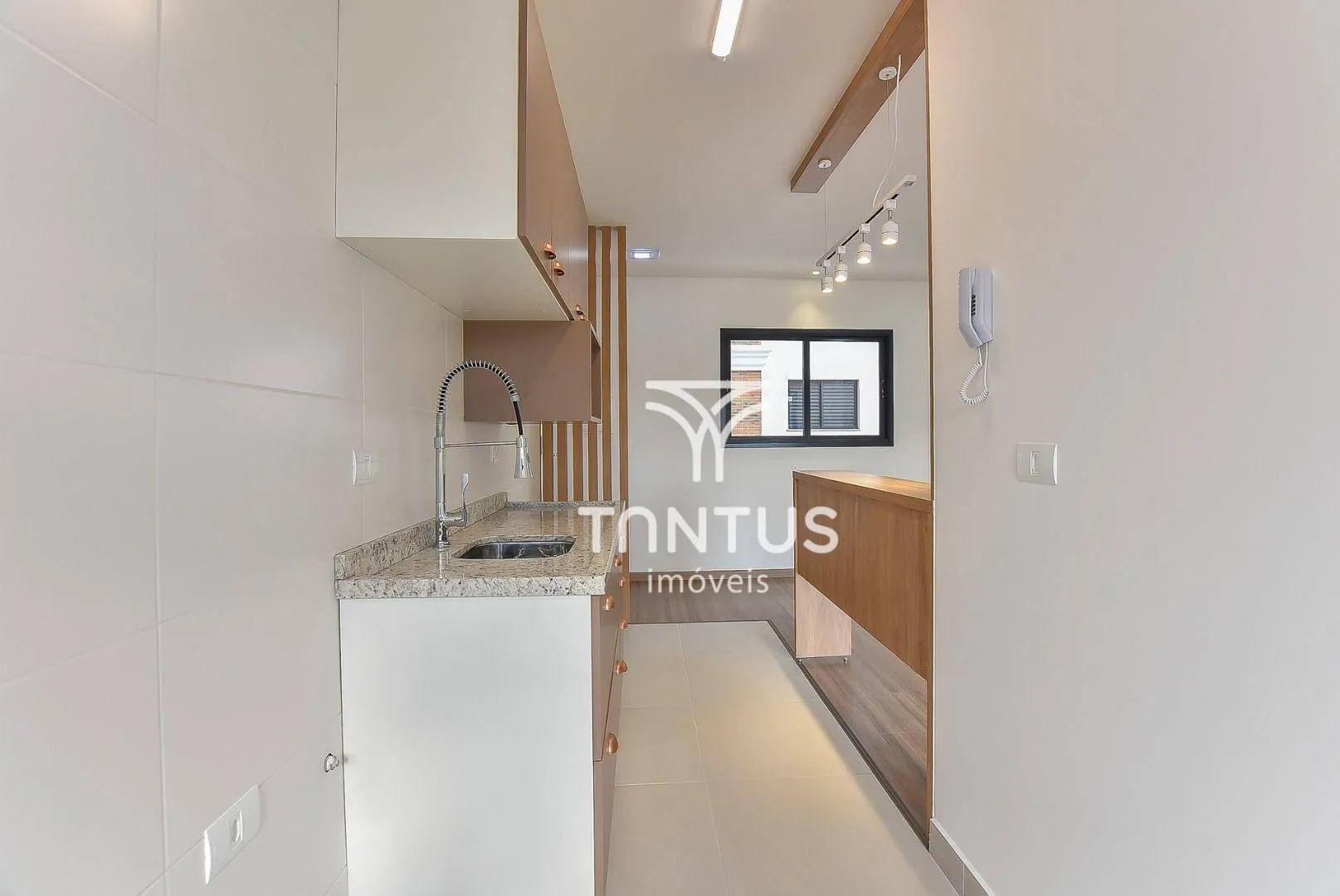2-bedroom apartment with 2 parking spaces and en-suite — photo 21