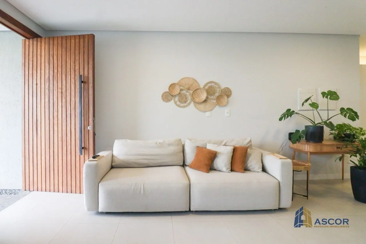 Furnished house, 157 m², with a grill on the balcony