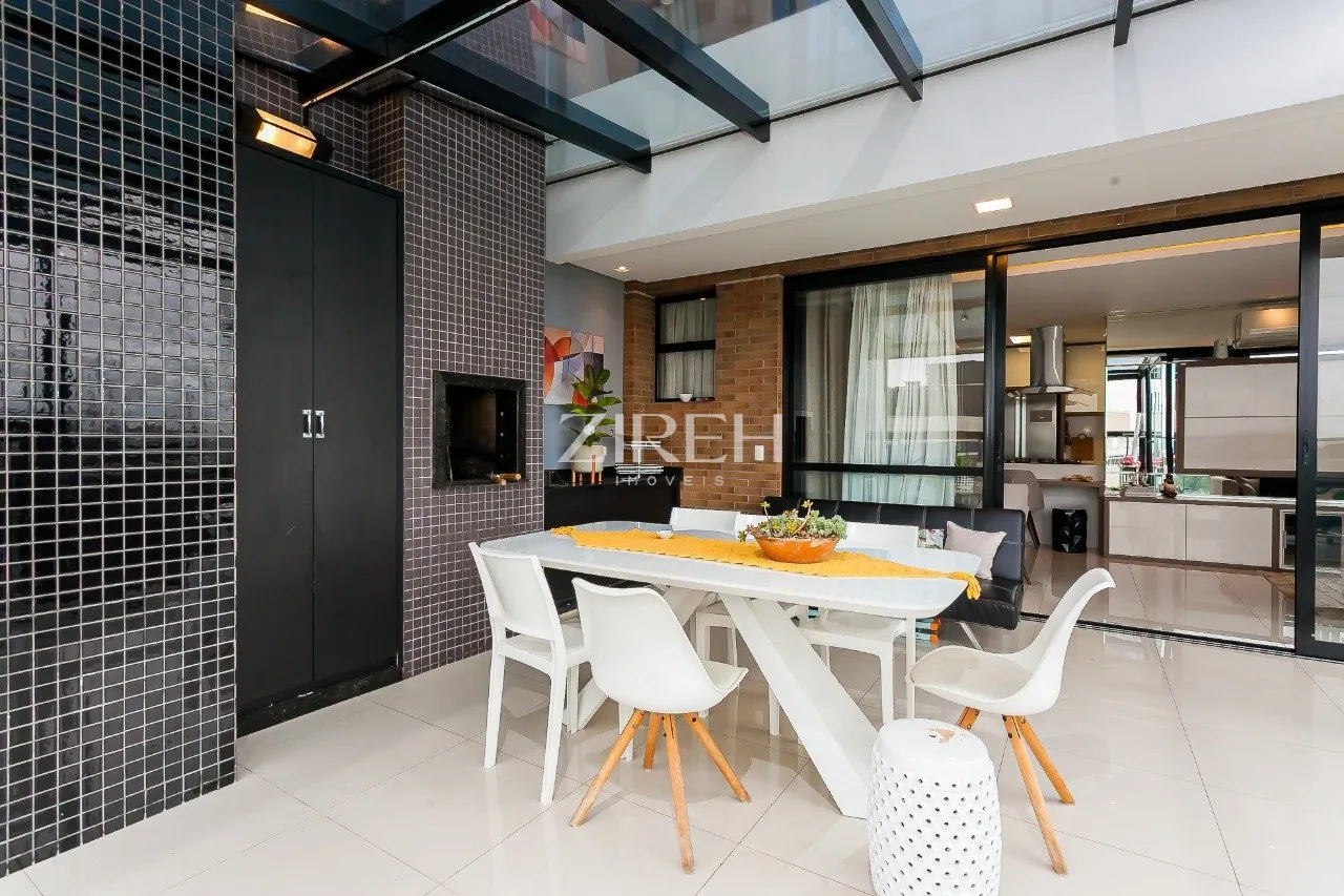 3-bedroom apartment in a building with a gym — photo 27