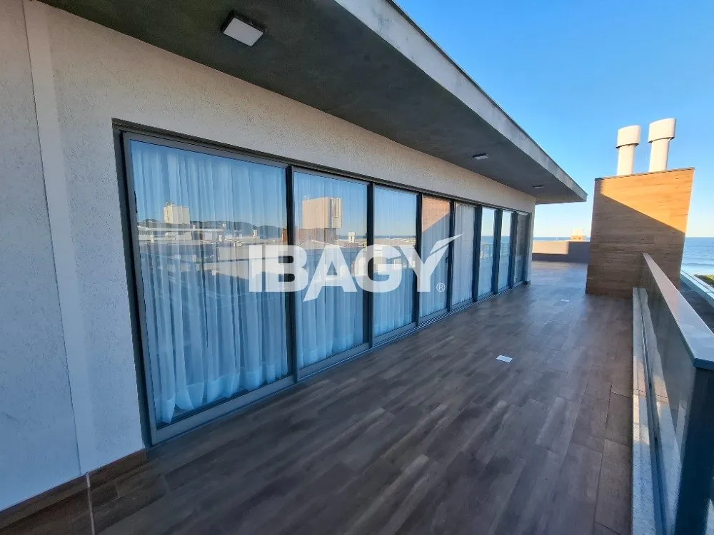 165 m² apartment with 2 bedrooms and 2 parking spaces