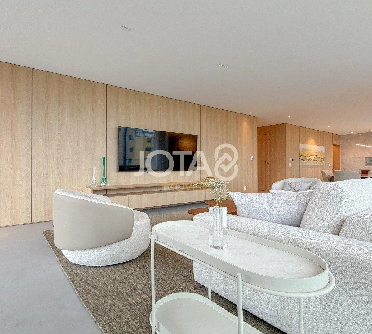 Furnished 195 m² apartment with 2 en-suite bedrooms — photo 20