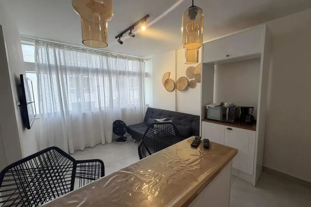 Unfurnished apartment with no parking, 1 bed 1 bath — photo 5