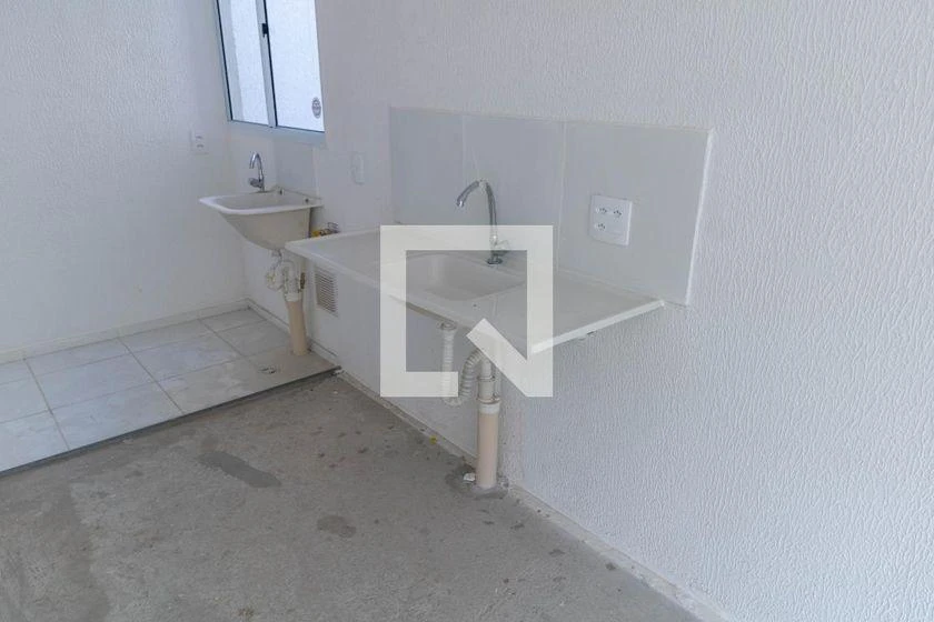Apartamento sem mobília com 2 quartos e 1 banheiro — photo 10